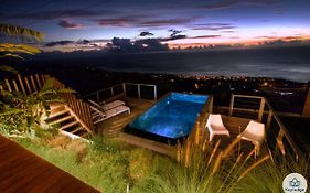 Villa Paloma 4 étoiles avec Piscine et Vue exceptionnelle sur l'ocean à Saint-Leu